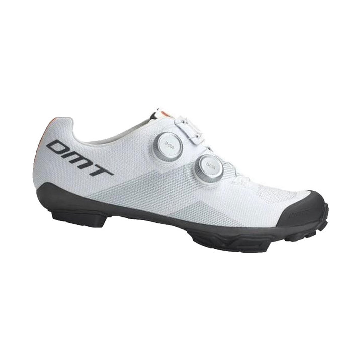 Cyklistické tretry pro MTB a gravel s karbonovou podrážkou DMT KM0 EVO