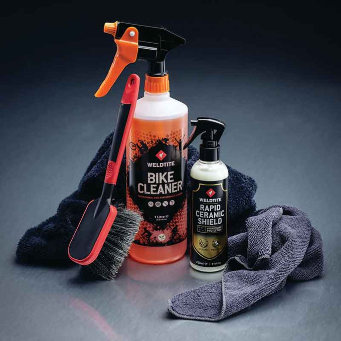 Sada pro údržbu Deluxe Bike Care Kit