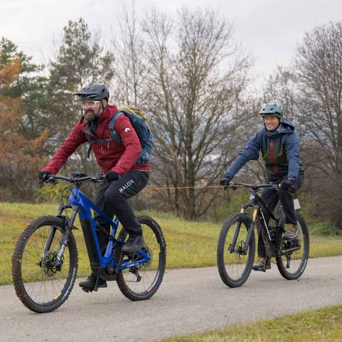 Samonavíjecí lano na tahání kola