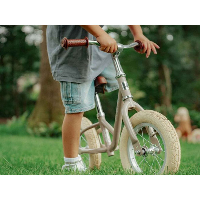 Dětské odrážedlo