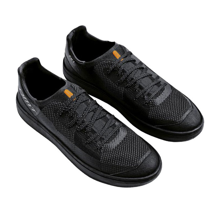 Cyklistická obuv pro ploché pedály Enduro a Freeride DMT FK1