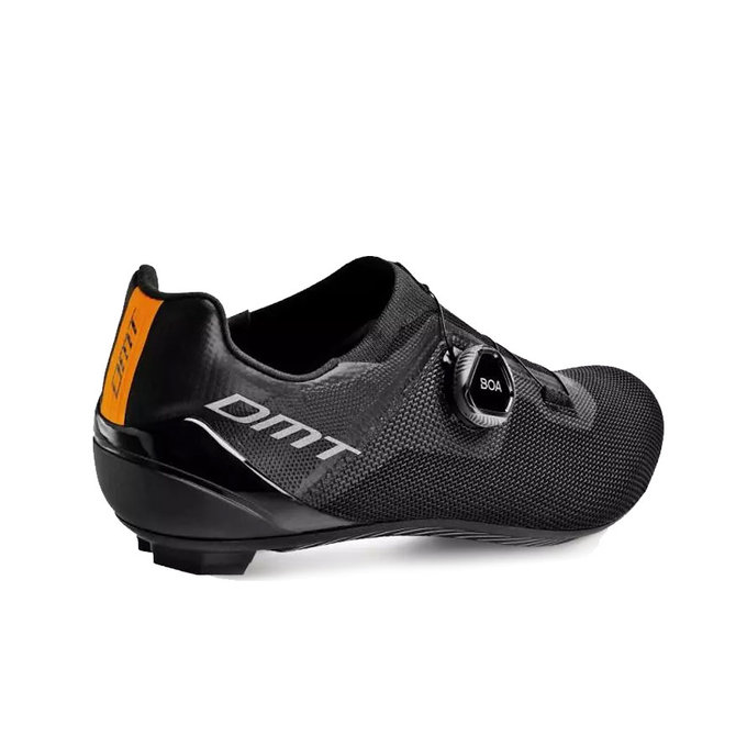 Silniční cyklistické tretry se systémem BOA DMT KR4