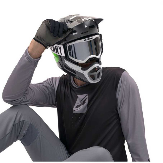 ELITE GRAPHIC + GREY