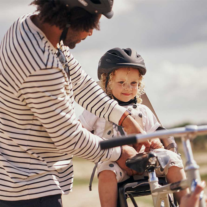 Zadní sedačka Ta-ke na kolo s adaptérem a nosičem na rám SET