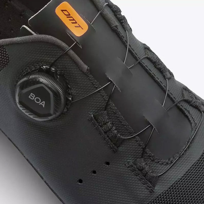 Cyklistické MTB tretry s BOA systémem DMT KM4 2025