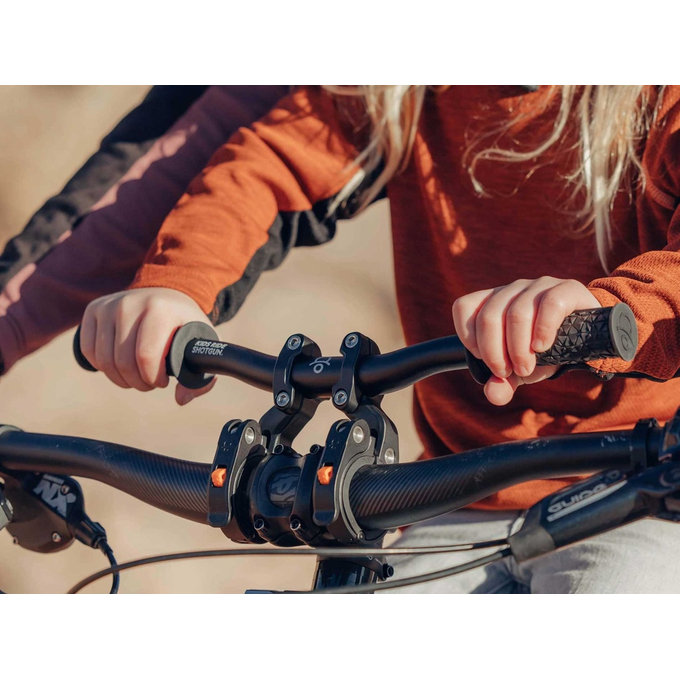 Dětské řídítka k sedačce Shotgun Pro Bar