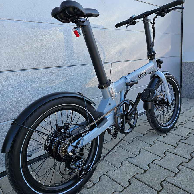 Skládací elektrokolo Essential 20