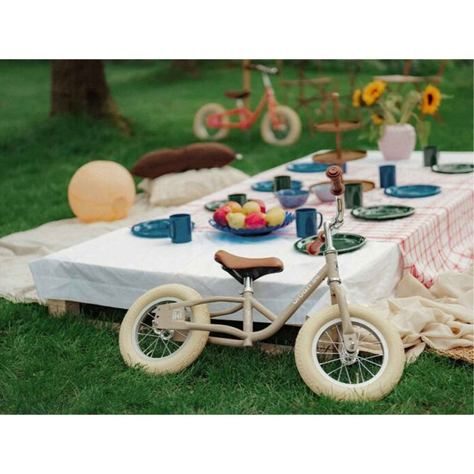 Dětské odrážedlo