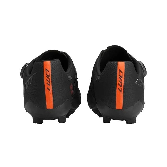 Cyklistické tretry pro MTB a gravel s karbonovou podrážkou DMT KM0 EVO