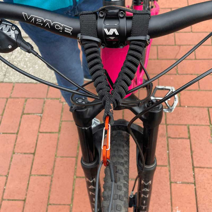 Bungee elastická spojka na lano