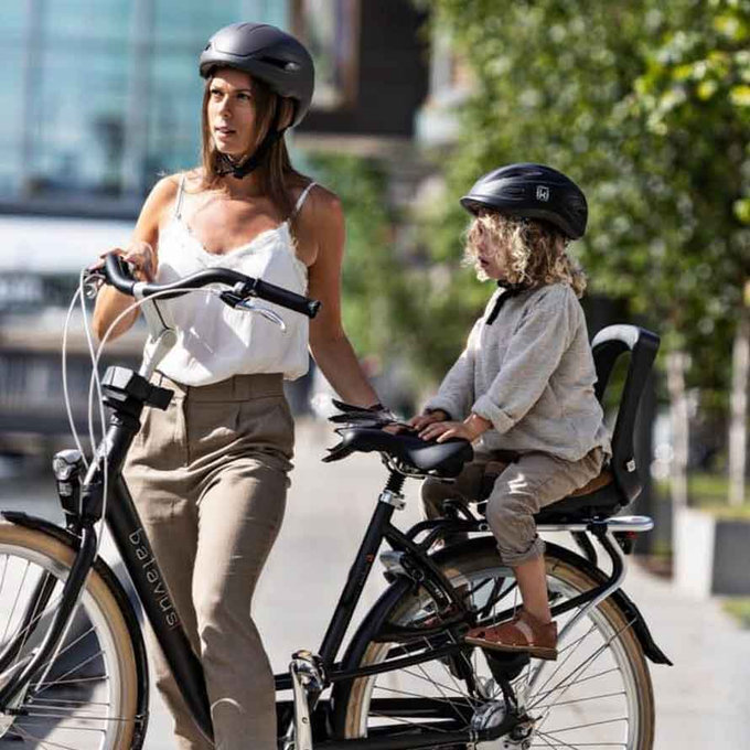 Zadní sedátko JUNIOR s adaptérem na nosič