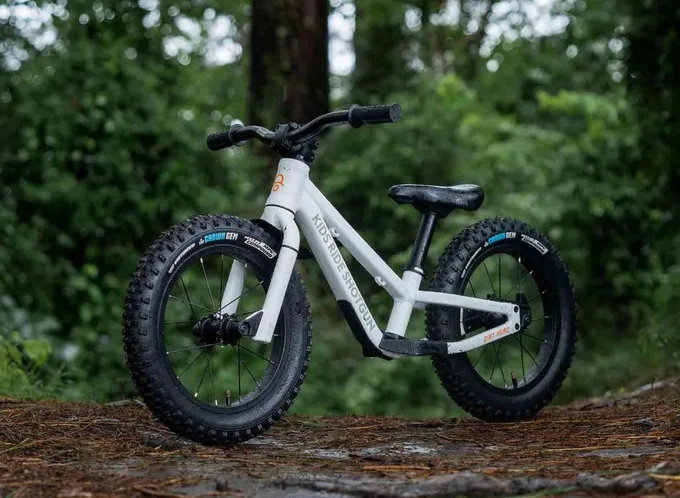 odrazadla balance bike blog origos vici grade dirt hero scool urban iki