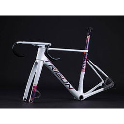 AR01 COTY 2026